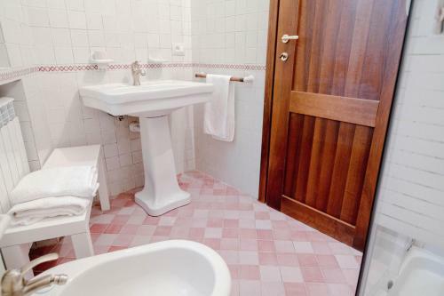 Villa Bertacchi - Inside And Out Como