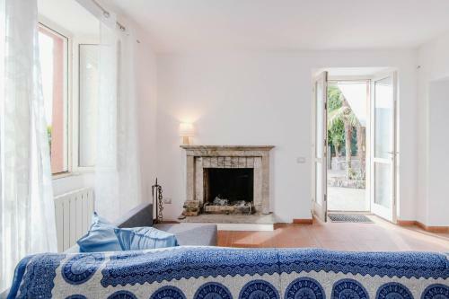 Villa Bertacchi - Inside And Out Como