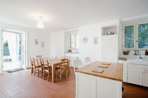 Villa Bertacchi - Inside And Out Como