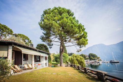 Ossuccio Villa On The Lake