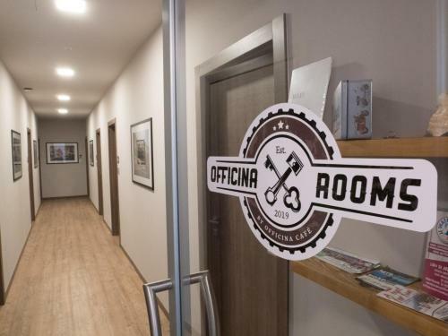 Hostal Officina Rooms