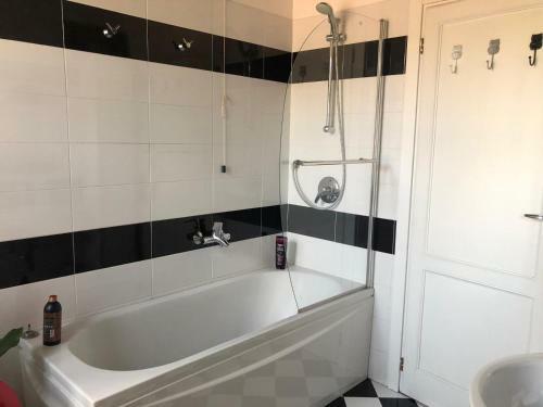 Apartamento Sparkling Art Como