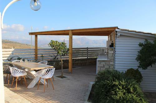 Carob Villa