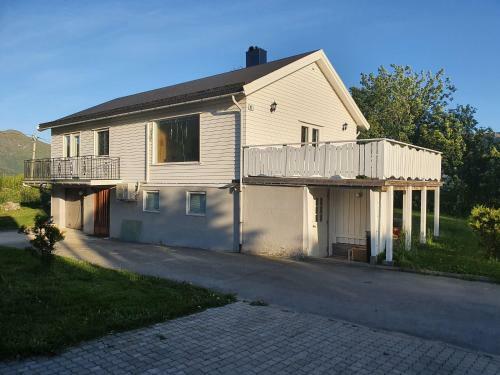 Apartamento Overnatting P� Leknes