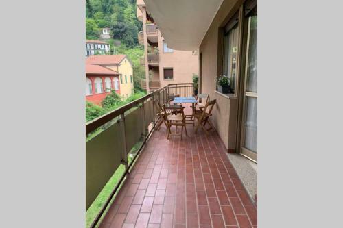 Lario Promenade: Family Friendly Apartment In Como