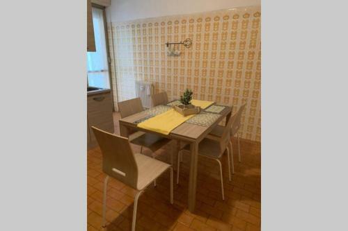 Lario Promenade: Family Friendly Apartment In Como