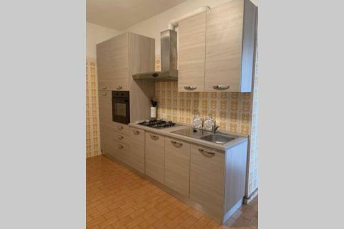 Lario Promenade: Family Friendly Apartment In Como