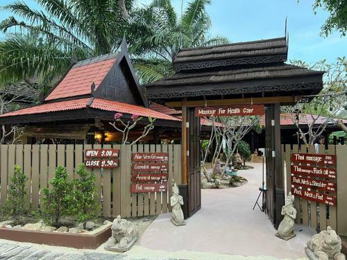 Hotel Paradise Pearl Bungalows