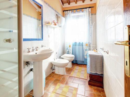 Peaceful Villa In Cortona With Private Pool