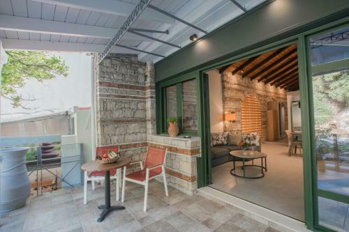 Casa Leone, Cosy Apartment Overlooking The Square