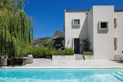Tessera Villa, Majestic Countryside!
