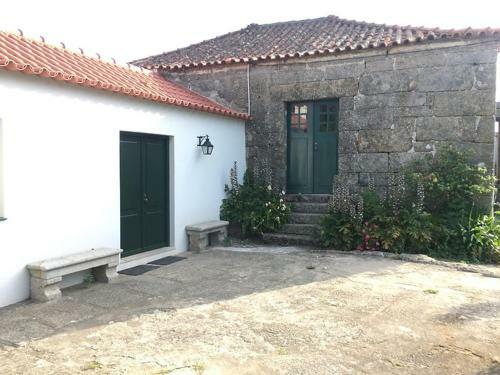 Casa Do Casal Em Resende Com Vista Para O Rio Douro