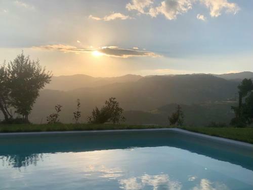 Casa Do Casal Em Resende Com Vista Para O Rio Douro