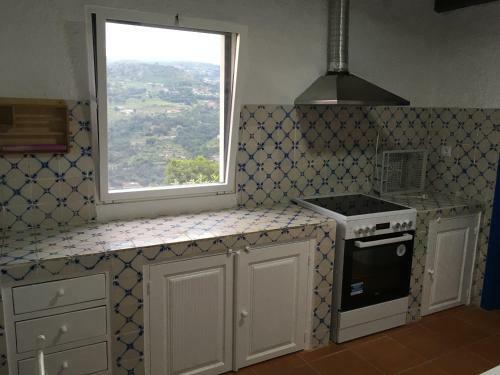 Casa Do Casal Em Resende Com Vista Para O Rio Douro