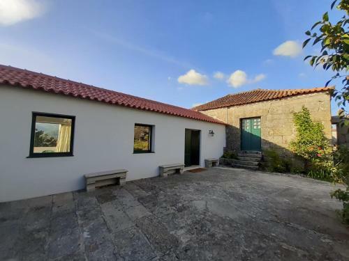 Casa Do Casal Em Resende Com Vista Para O Rio Douro