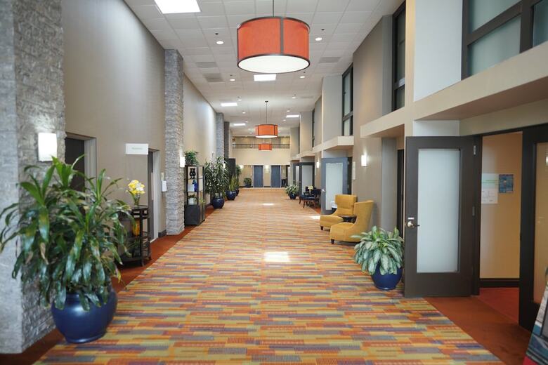 Holiday Inn Hotel & Suites Chicago-carol Stream/wheaton