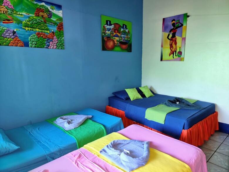 Tortuguero Natural B&B