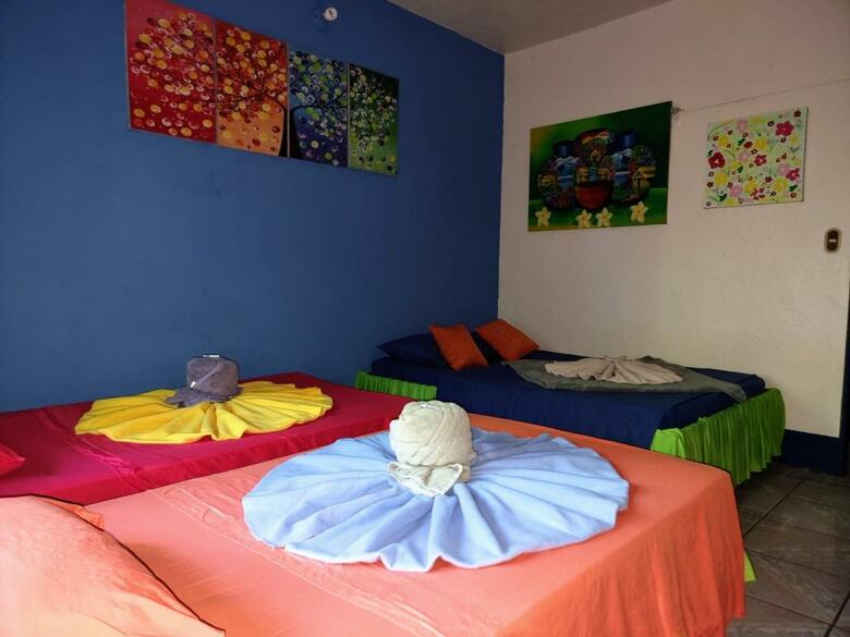 Tortuguero Natural B&B