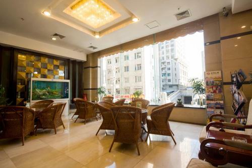 Yicheng Business Hotel