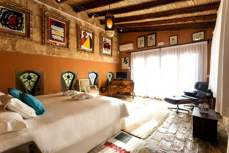 Agroturismo Es Revellar Art Resort