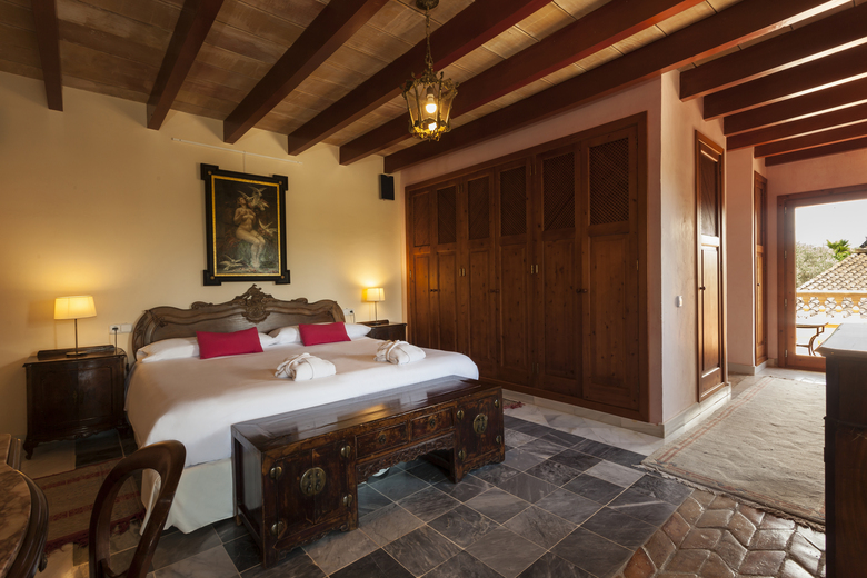 Agroturismo Es Revellar Art Resort