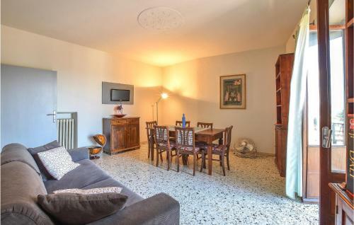 Stunning Apartment In Deruta With 2 Bedrooms