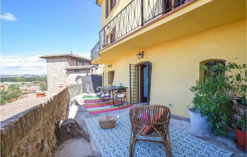 Stunning Apartment In Deruta With 2 Bedrooms