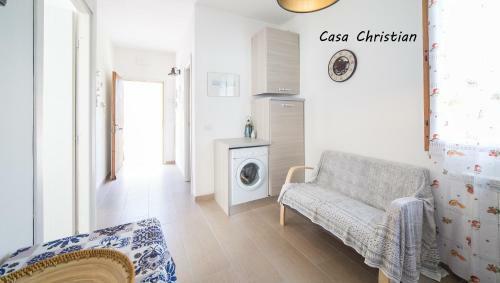 A & B Holiday Home