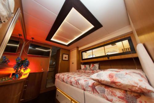 Vita Nauta Boat & Breakfast