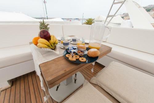 Vita Nauta Boat & Breakfast