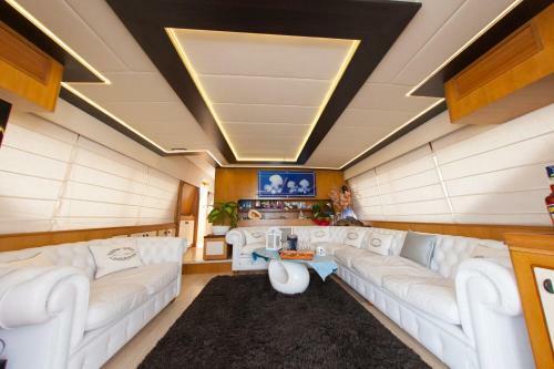 Vita Nauta Boat & Breakfast