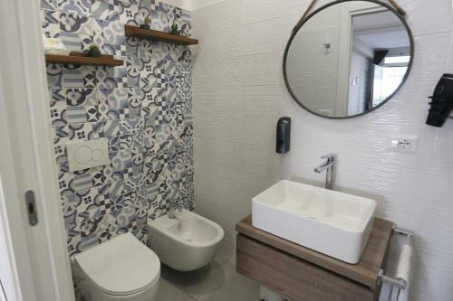 Hostal Ag Luxury Rooms
