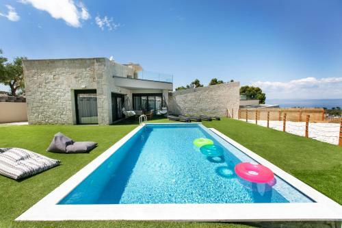 The Euphoria Club Luxury Villas