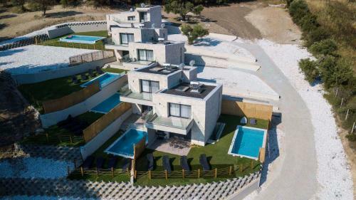 The Euphoria Club Luxury Villas