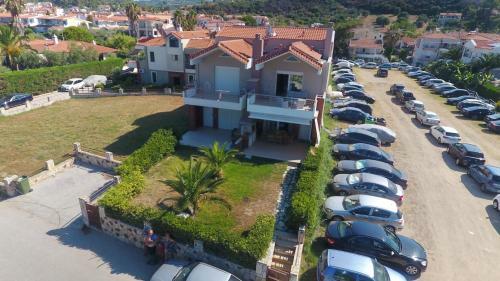 Villa The View - Beachfront, 5 Bedrooms, Bbq, View