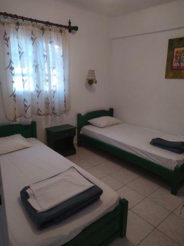 Alexandros Apartments