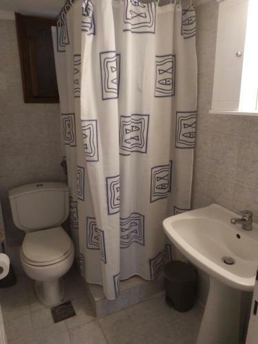 Alexandros Apartments