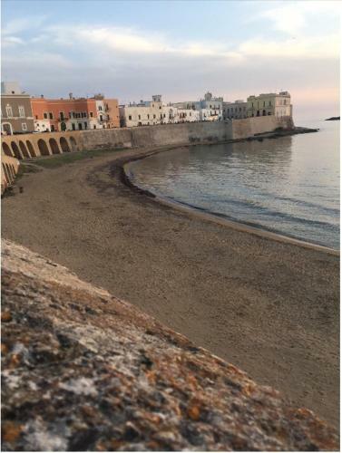 Gallipoli, A Pochi Passi Dal Mare