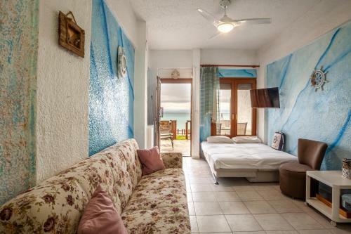 Rafaella Sea View Apartments
