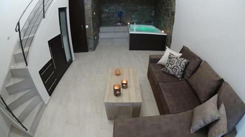 Hostal Stone Suites