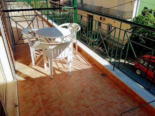Tsirkoudis Apartments