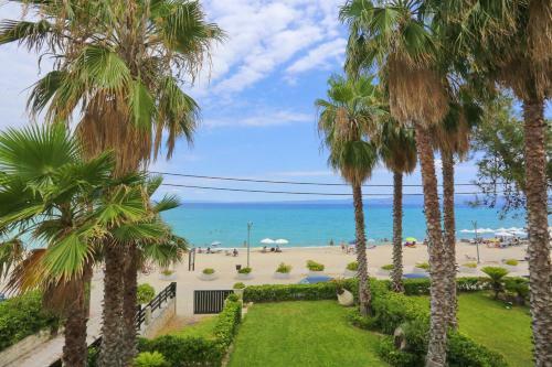 Villa Mare Blu - Beachfront, Panoramic View, Garden