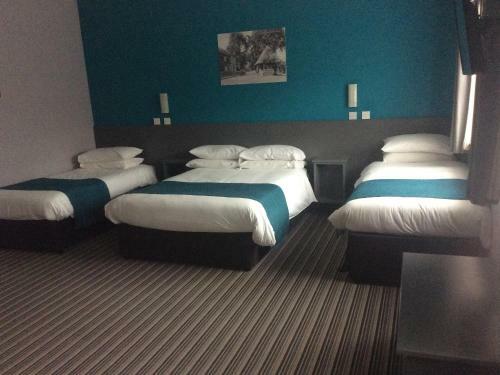 Oyster Fleet Hotel