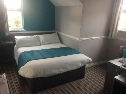 Oyster Fleet Hotel