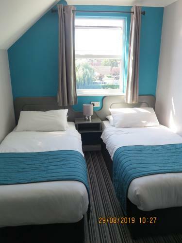 Oyster Fleet Hotel