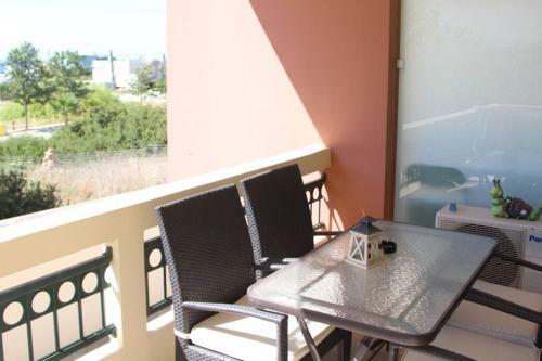 Apartamento Luxurious Modern House With Balcony And View