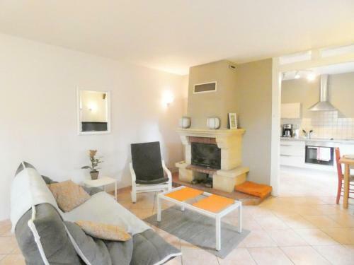 G�te Bascons, 3 Pi�ces, 4 Personnes - Fr-1-360-184