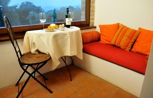 Poloturisticoumbria Villa Con Piscina Trasimeno
