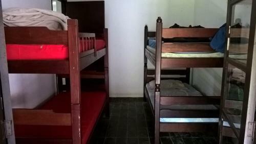 Casa, Quarto Inteiro E Quarto Compartilhado Jur�ia