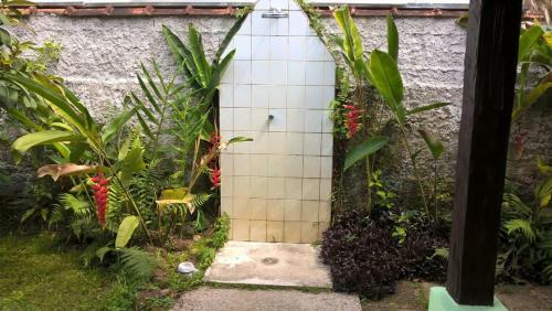 Casa, Quarto Inteiro E Quarto Compartilhado Jur�ia